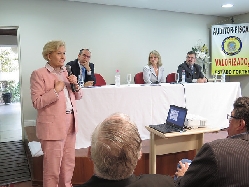 DS/POA cheia para receber Ana Amélia Lemos