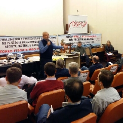 Greve de auditores da Receita deve continuar