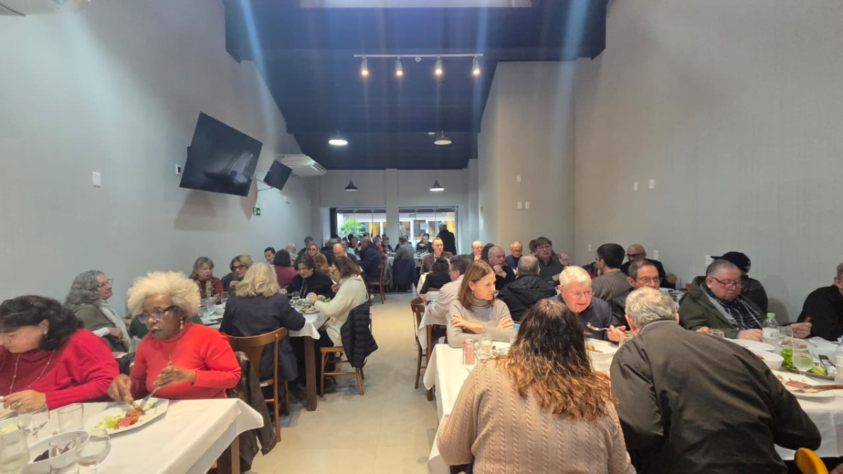 Churrasco Mensal da DS/POA em julho registra participação expressiva e fortalece a integração entre os filiados.
