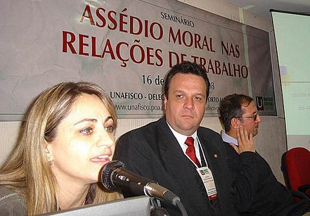 Assédio moral no contexto da atual crise mundial. 